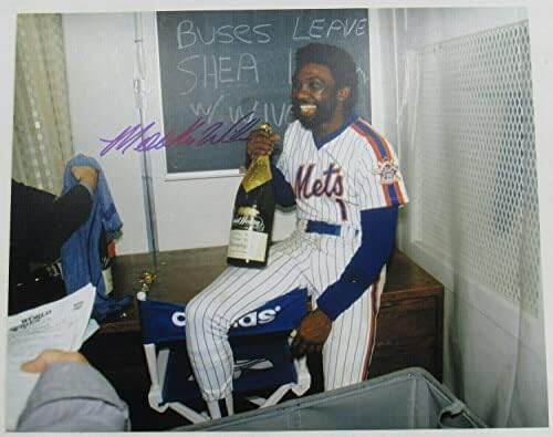 Mukie Wilson потпиша автоматски автограм 8x10 Photo II - Автограмирани фотографии од MLB