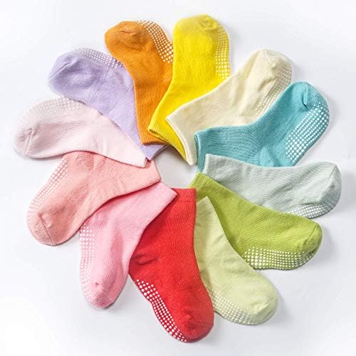 Cozyway Non Slip Grip Grip или екипаж чорапи, 12 пара за момчиња и девојчиња, шарени, 6-12 месеци