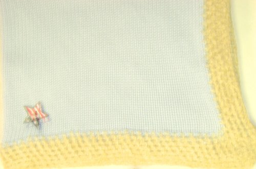 Плетена машина за плетење машина со сина памучна рачна рака, завршена со беж Chenille момчиња за новороденчиња, големи ќебе