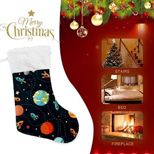 Божиќни чорапи Универзум Планета Ракета Траекторија Бела плишана манжетна Мерцеризирана кадифена семејна празник персонализиран голем порибување Божиќна забав?